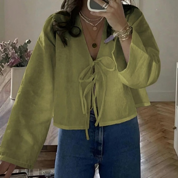 Woman’s Tie Front V Neck Blouse. - Picture 1 of 4